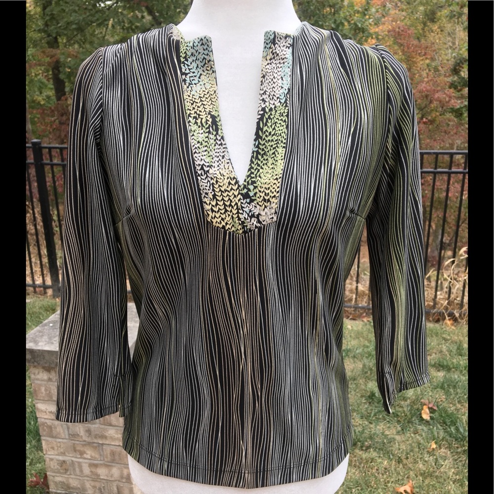Gorgeous BCBGMAXAZRIA vintage top!